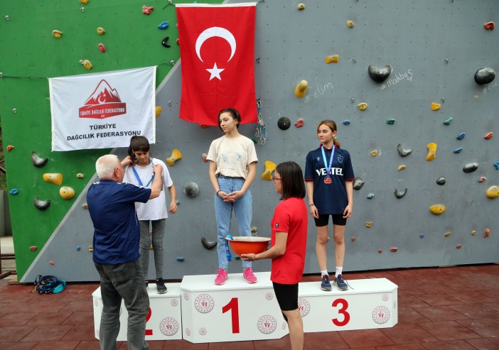 aa-20220430-27727836-27727834-aydinda-spor-tirmanis-hiz-turkiye-sampiyonasi-yapildi.jpg
