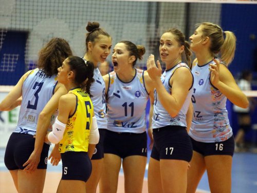aa-20221127-29564793-29564790-aydin-buyuksehir-belediyespor-eczacibasi-dynavit.jpg