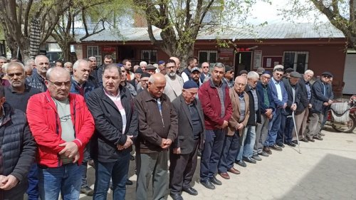 dede-sevket-cinto-topraga-verildi-354584-9766edbd14664eab167e846309b8f91a.jpg