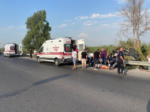 aa-20230823-31981971-31981969-aydindaki-trafik-kazasinda-6-kisi-yaralandi.jpg