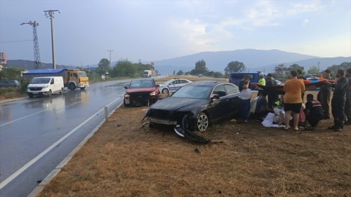 aa-20230907-32097642-32097641-aydindaki-trafik-kazasinda-6-kisi-yaralandi.jpg
