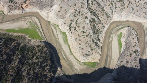 aa-20230912-32130185-32130177-incegiz-kanyonunda-kuraklik-bu-yil-daha-fazla-hissedildi.jpg
