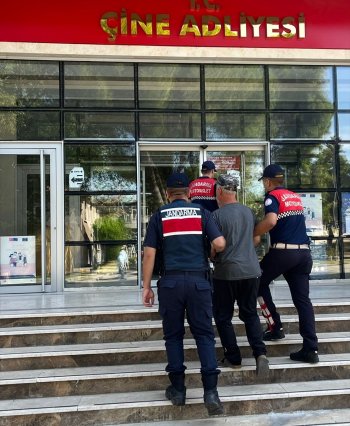 aa-20230918-32179850-32179849-aydinda-silah-kacakciligi-operasyonunda-1-supheli-tutuklandi.jpg