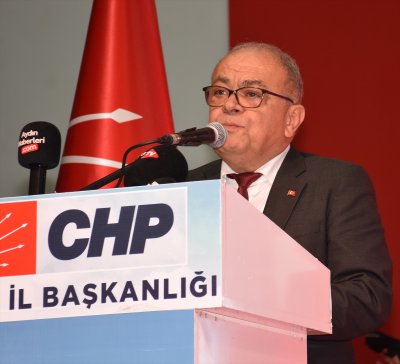 aa-20231004-32311683-32311678-chp-aydin-il-baskanligina-hikmet-saatci-yeniden-secildi.jpg