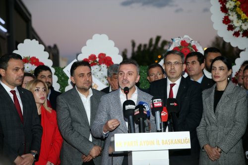 aa-20231119-32966824-32966822-ak-parti-genel-baskan-yardimcisi-kandemir-aydinda-konustu.jpg