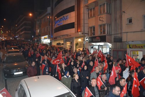 aa-20231226-33283168-33283164-manisada-sehit-askerleri-anma-yuruyusu-duzenlendi.jpg