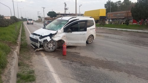 aa-20231231-33321442-33321440-manisada-hafif-ticari-aracin-carptigi-16-yasindaki-motosiklet-surucusu-oldu.jpg