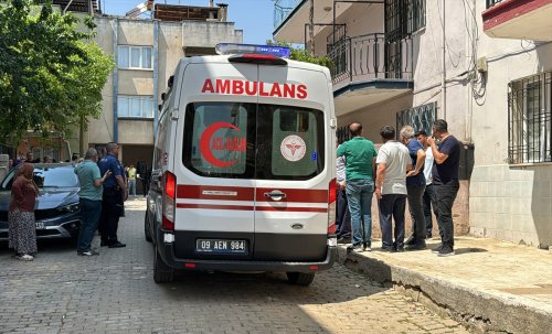 aa-20240501-34430386-34430382-aydinda-iki-aile-arasinda-cikan-sopali-kavgada-4-kisi-yaralandi.jpg