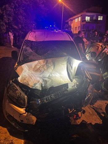 aa-20240526-34685590-34685588-denizlide-otomobille-carpisan-motosikletteki-1-kisi-oldu-1-kisi-yaralandi.jpg