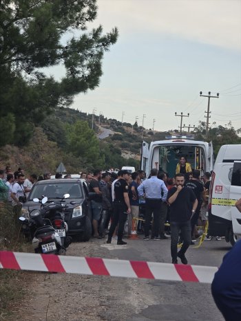 aa-20241010-35879152-35879151-muglada-lise-ogrencisi-trafik-kazasinda-hayatini-kaybetti.jpg