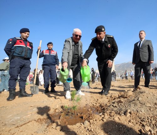 aa-20241111-36164739-36164736-aydinda-milli-agaclandirma-gunu-etkinligi-yapildi.jpg