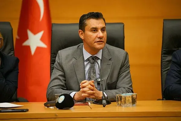 0x0-son-dakika-ferdi-zeyrekin-olumune-iliskin-sorusturmada-yeni-gelisme-3-supheliye-tutuklama-1749901410105.webp