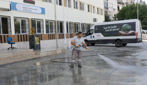 okul-temizligi-1.jpg