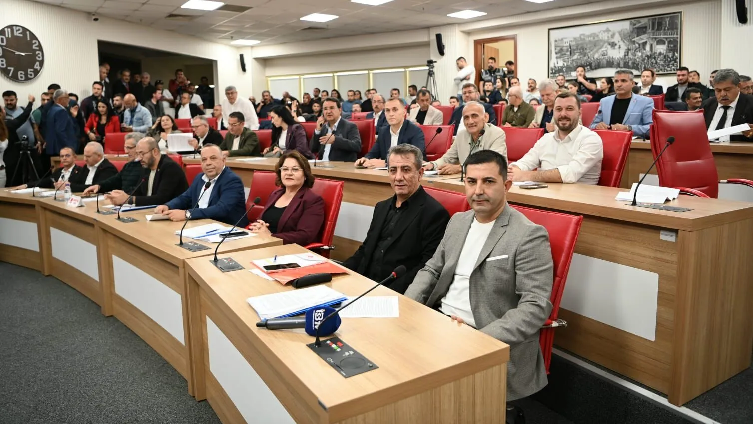 baskan-omer-gunel-buyuksehirin-yukunu-aliyoruz-asli-gorevlerine-odaklansin-606798-d75b2a360b3bca7488c559f40ef5f2d8.webp
