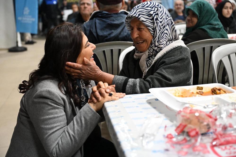 baskan-cercioglu-cakirbeylide-vatandaslarla-bir-araya-geldi-2.jpg