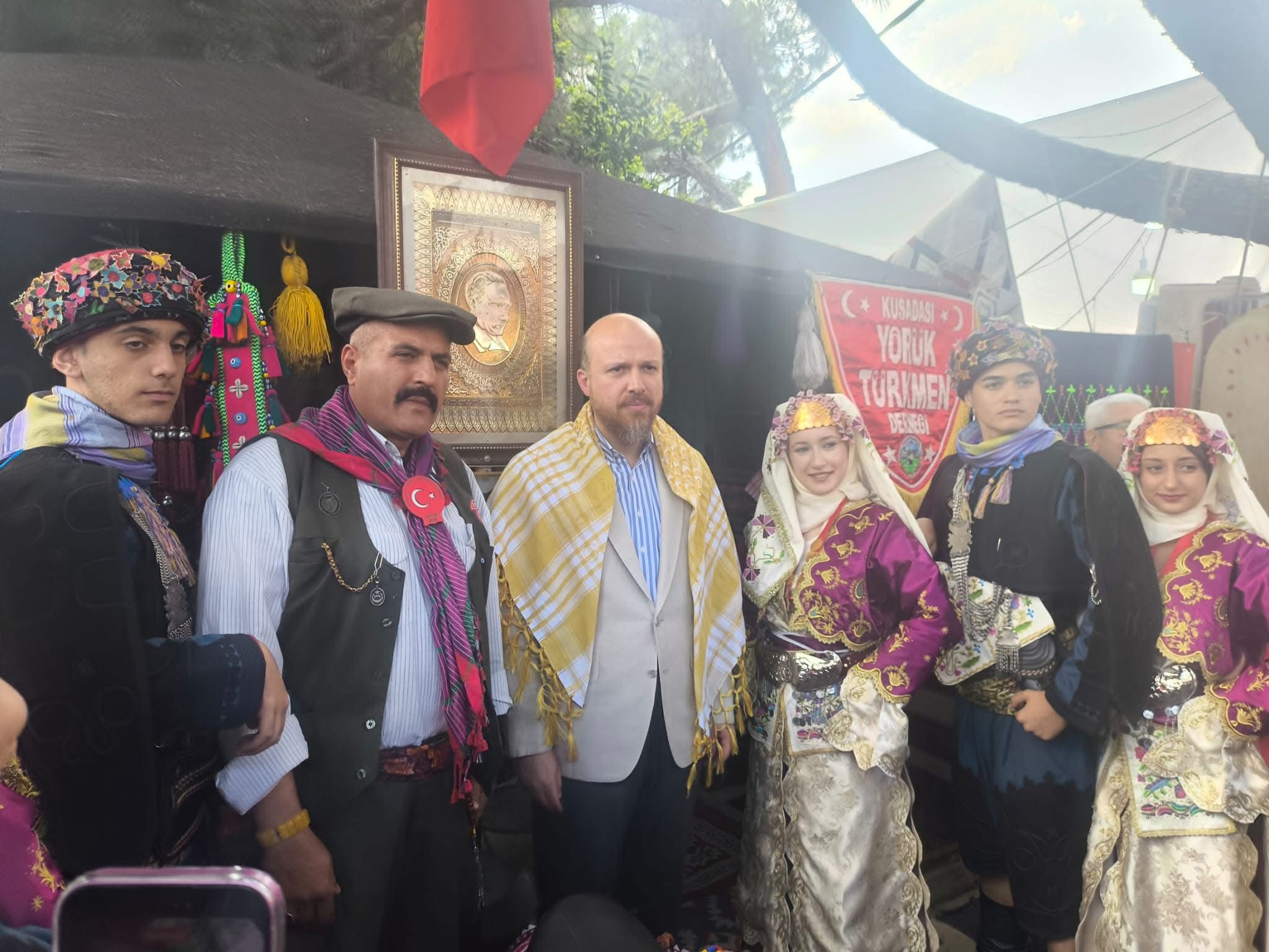 nazillide-festival-coskusu-bakan-ersoy-ve-bilal-erdogan-katildi-4.jpeg