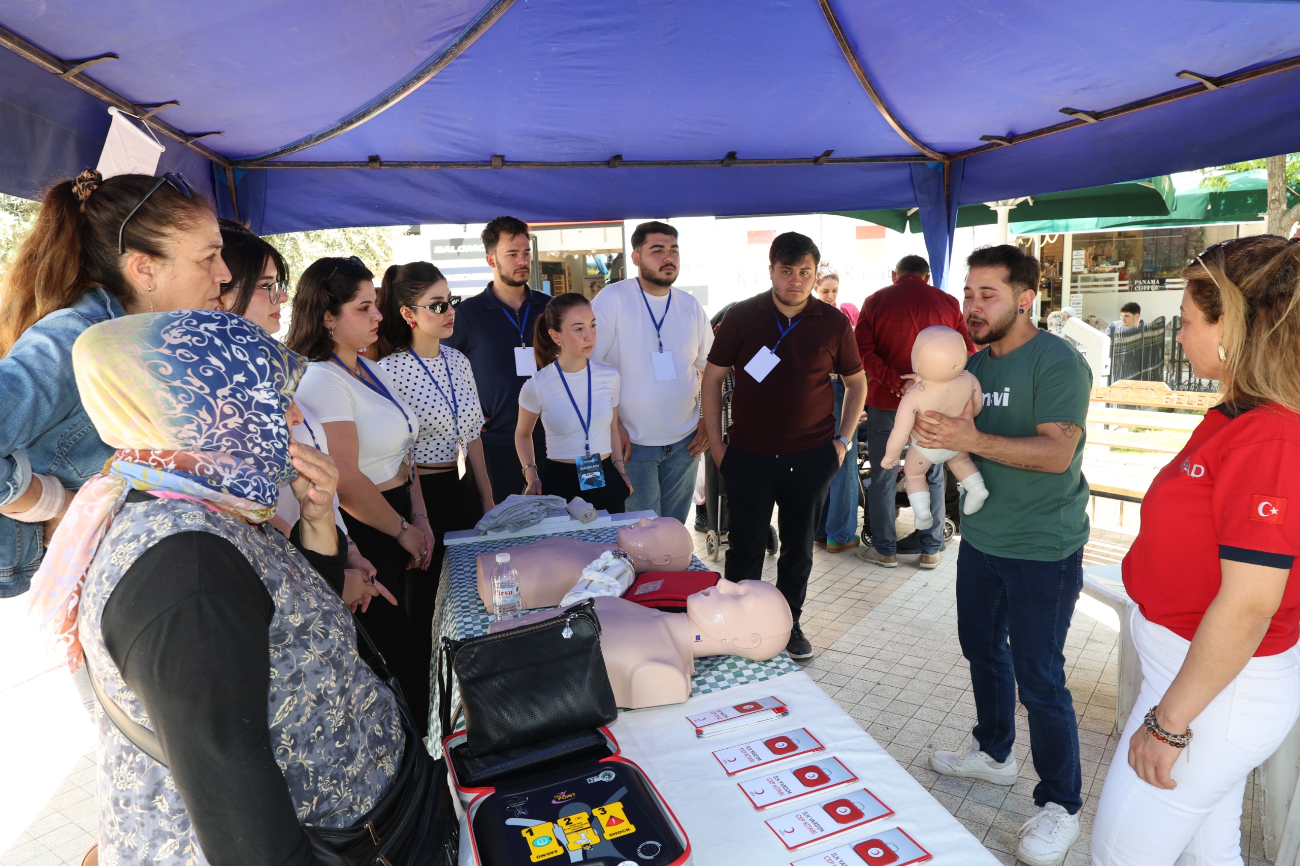 nafad-ve-genclik-meclisi-sahada-2.jpeg
