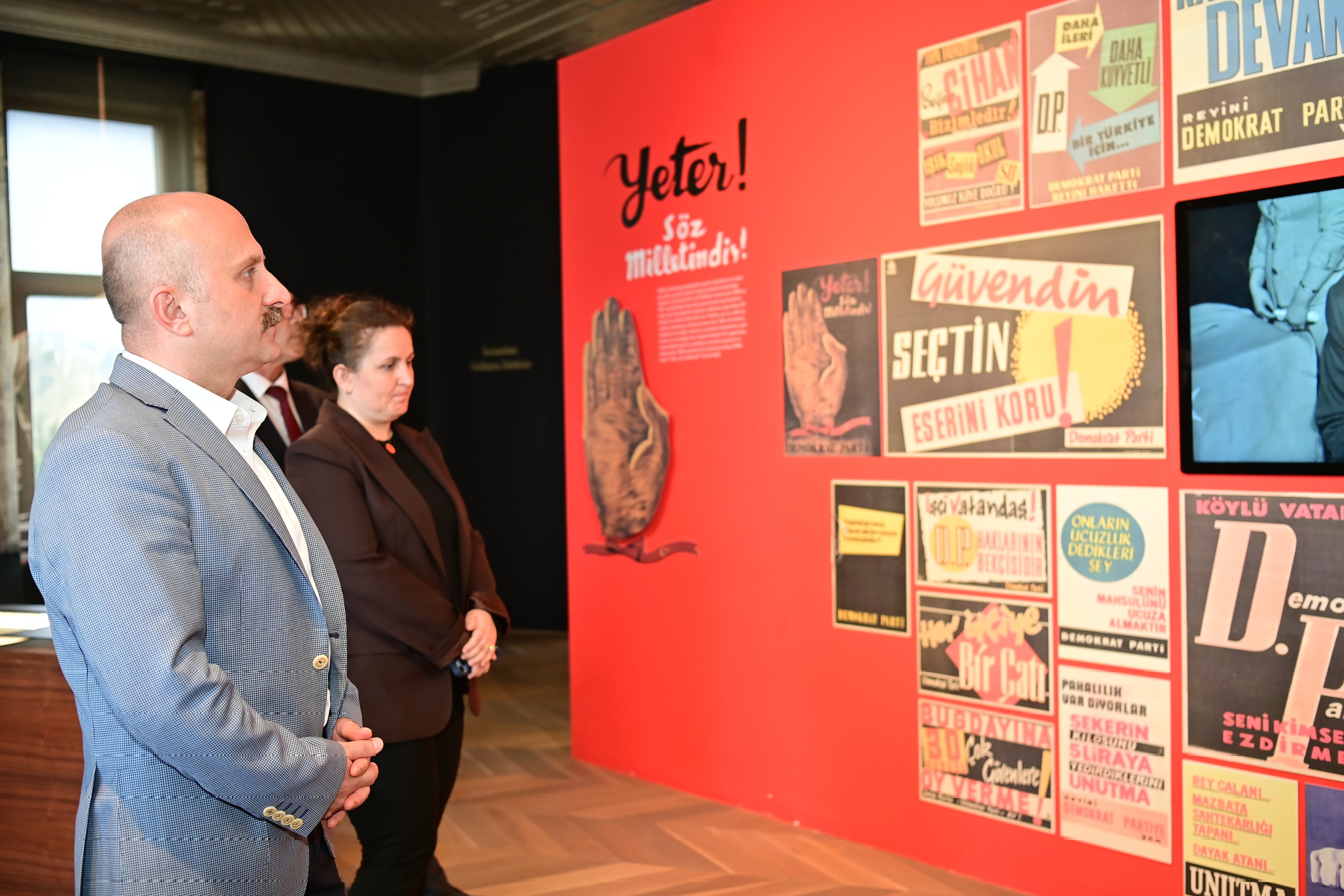 vali-varoldan-adnan-menderes-demokrasi-muzesine-ziyaret-3.jpg