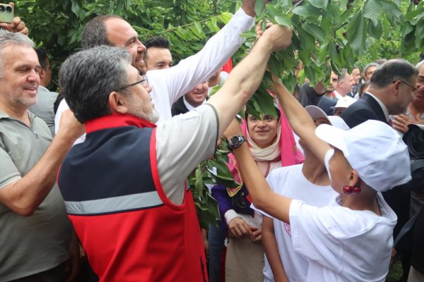 bakan-yumakli.jpeg