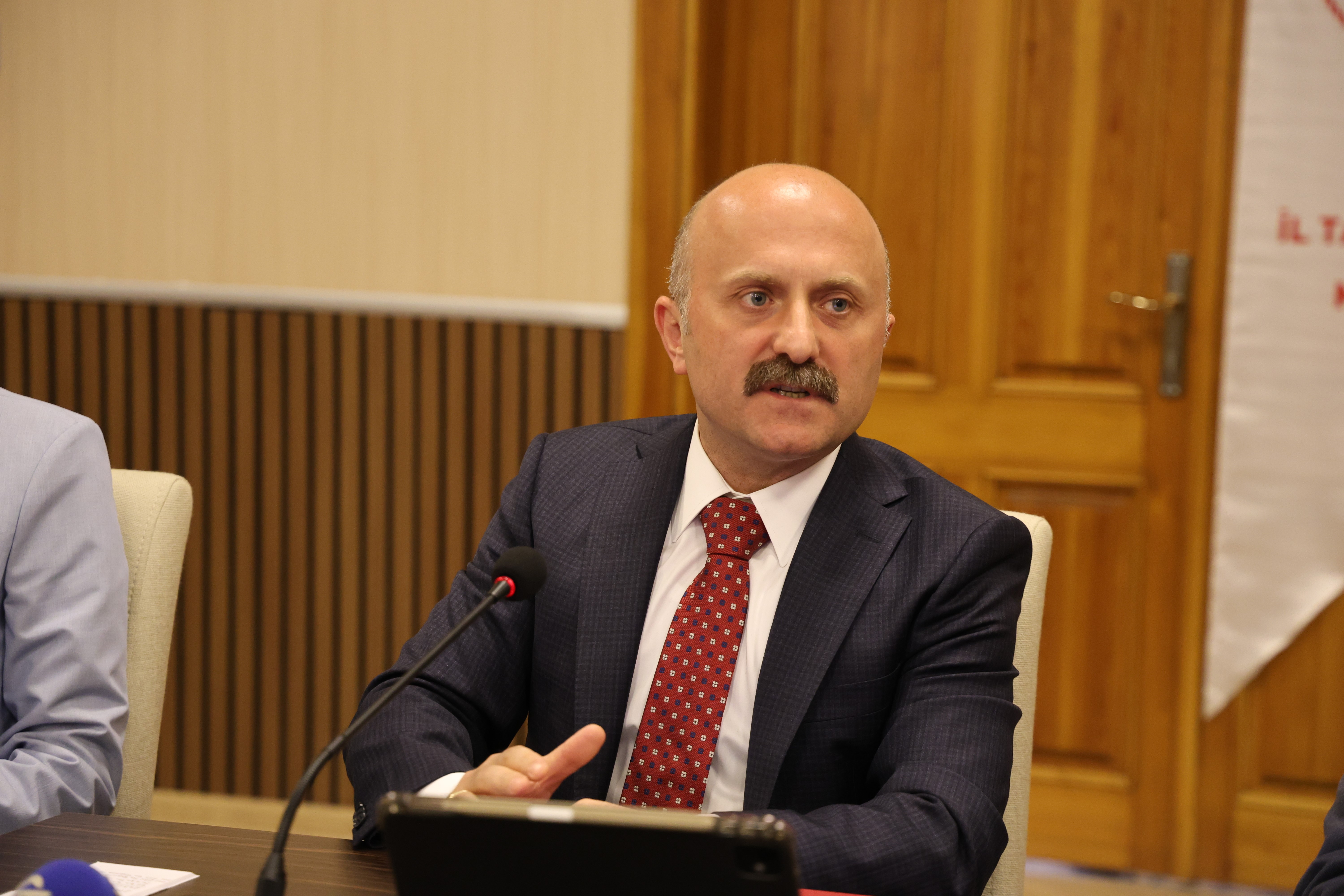 aw743371-01-1.jpg