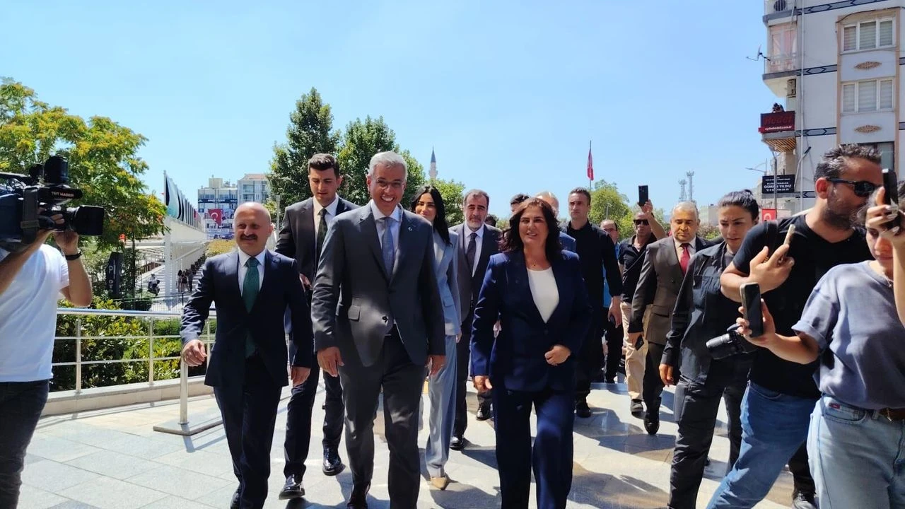 bakan-memisoglu-baskan-cercioglunu-ziyaret-etti-1.webp