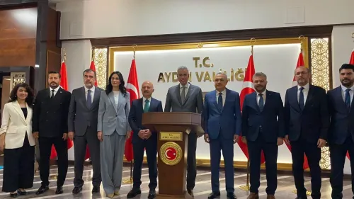 saglik-bakani-kemal-memisoglu-aydinda-ilk-duragi-valilik-oldu-2.webp