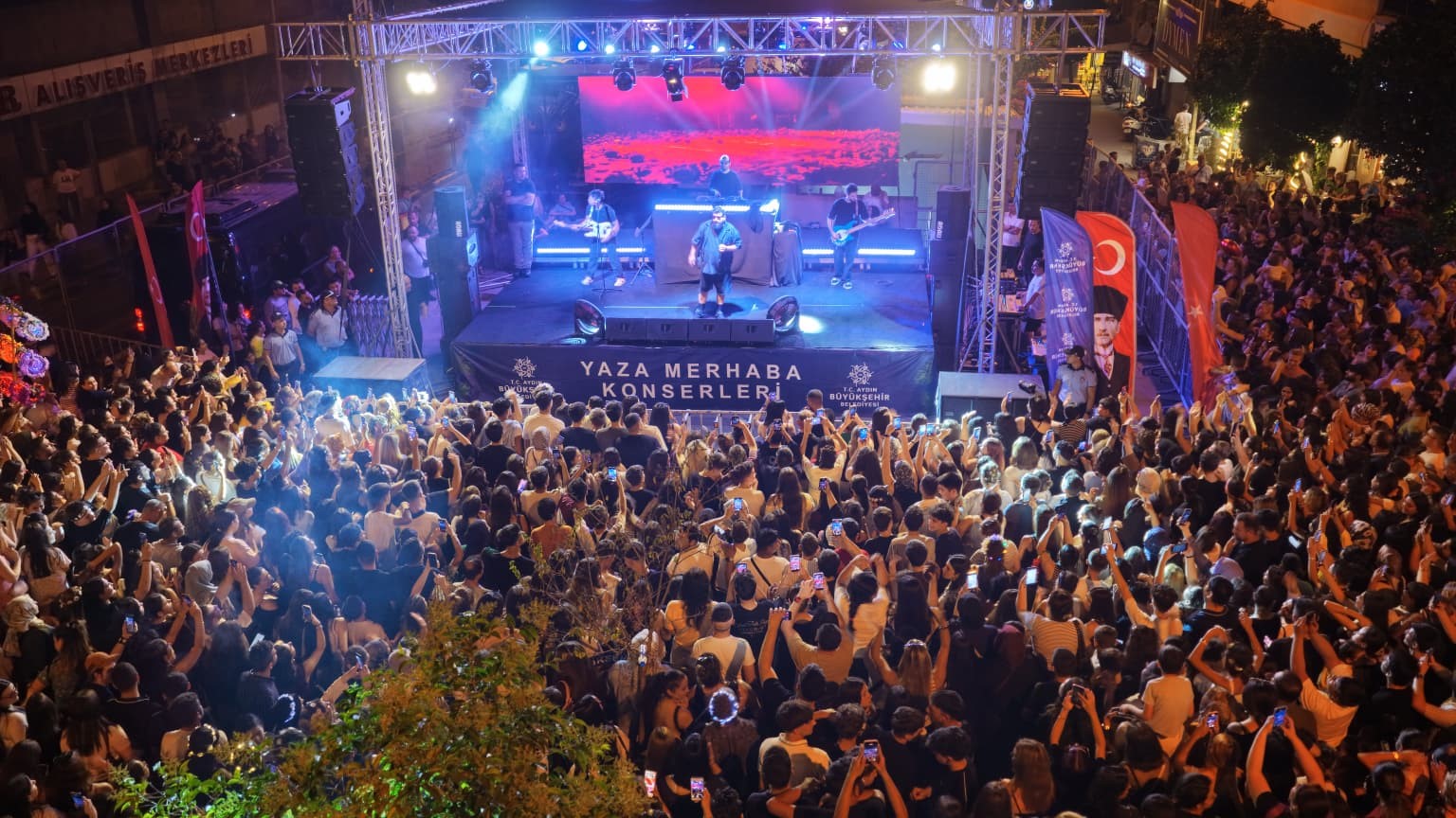 aw752203-01.jpg