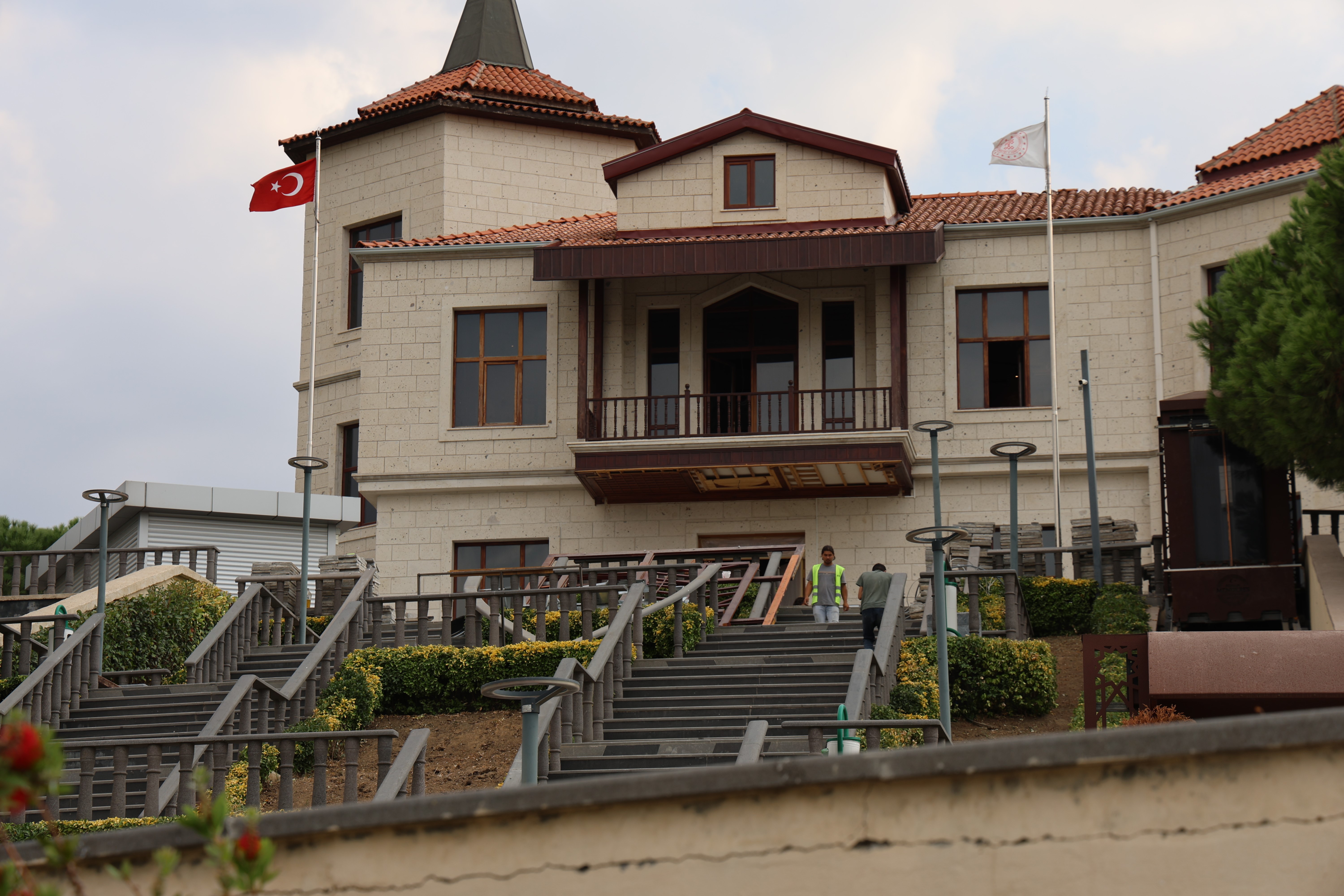 aw791208-02.jpg