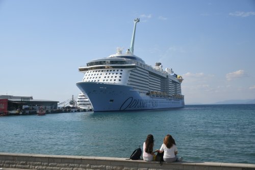 aw799745-02.jpg